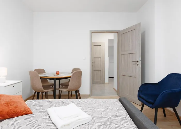 Lejlighed 2 Bedrooms Near The Metro