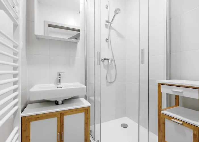 Lejlighed 2 Bedrooms Near The Metro *