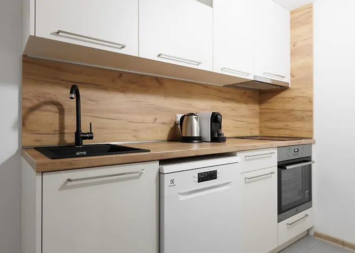 Lejlighed 2 Bedrooms Near The Metro *